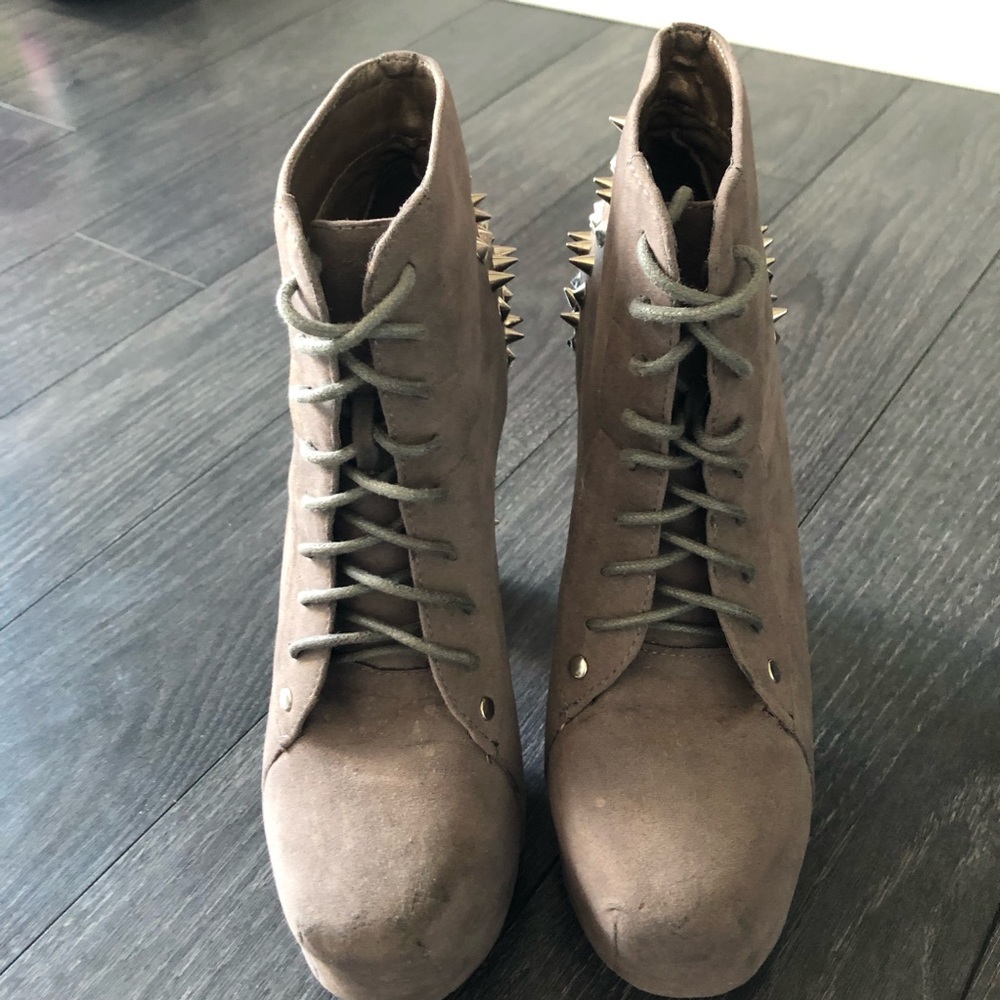 Grey Studded Booties - Picture 4 of 4